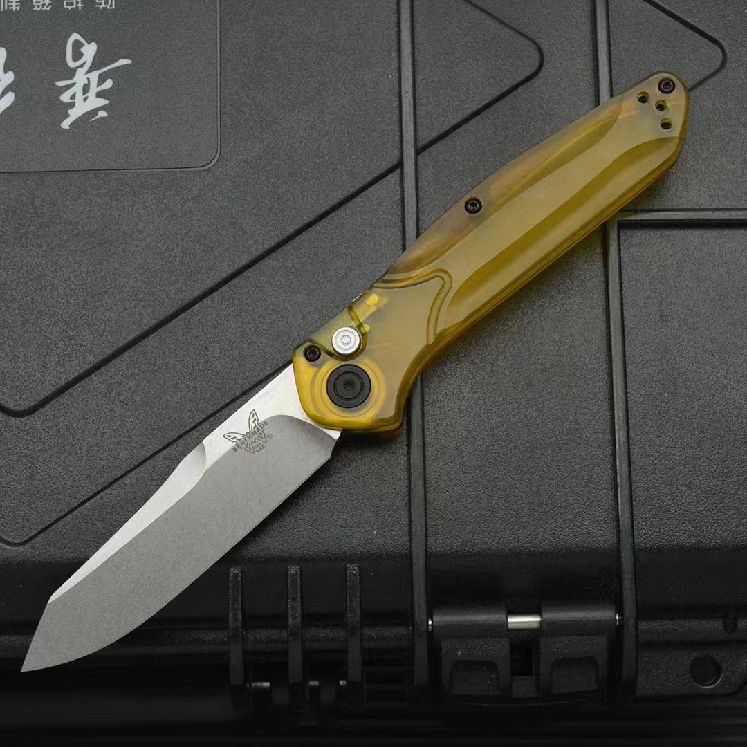 9400 (6) 9400 (6)